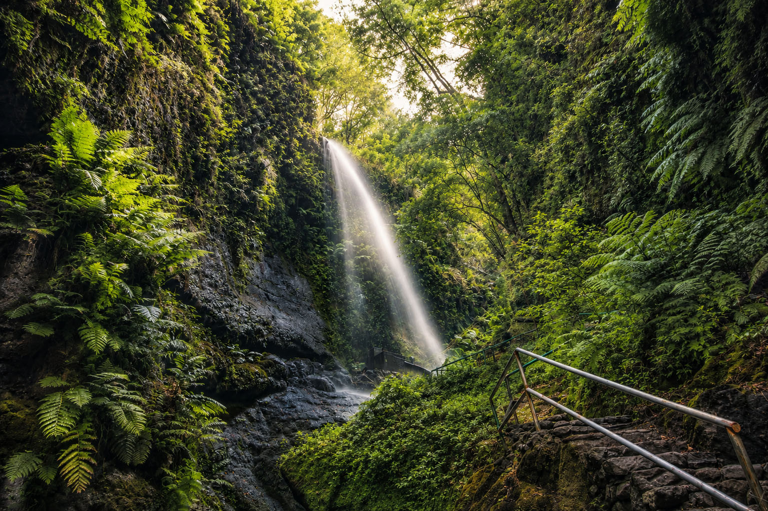 Cascada de Los Tilos